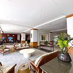 Ilikai Apt 1042 - Spacious Studio With Ocean-Lagoon Views